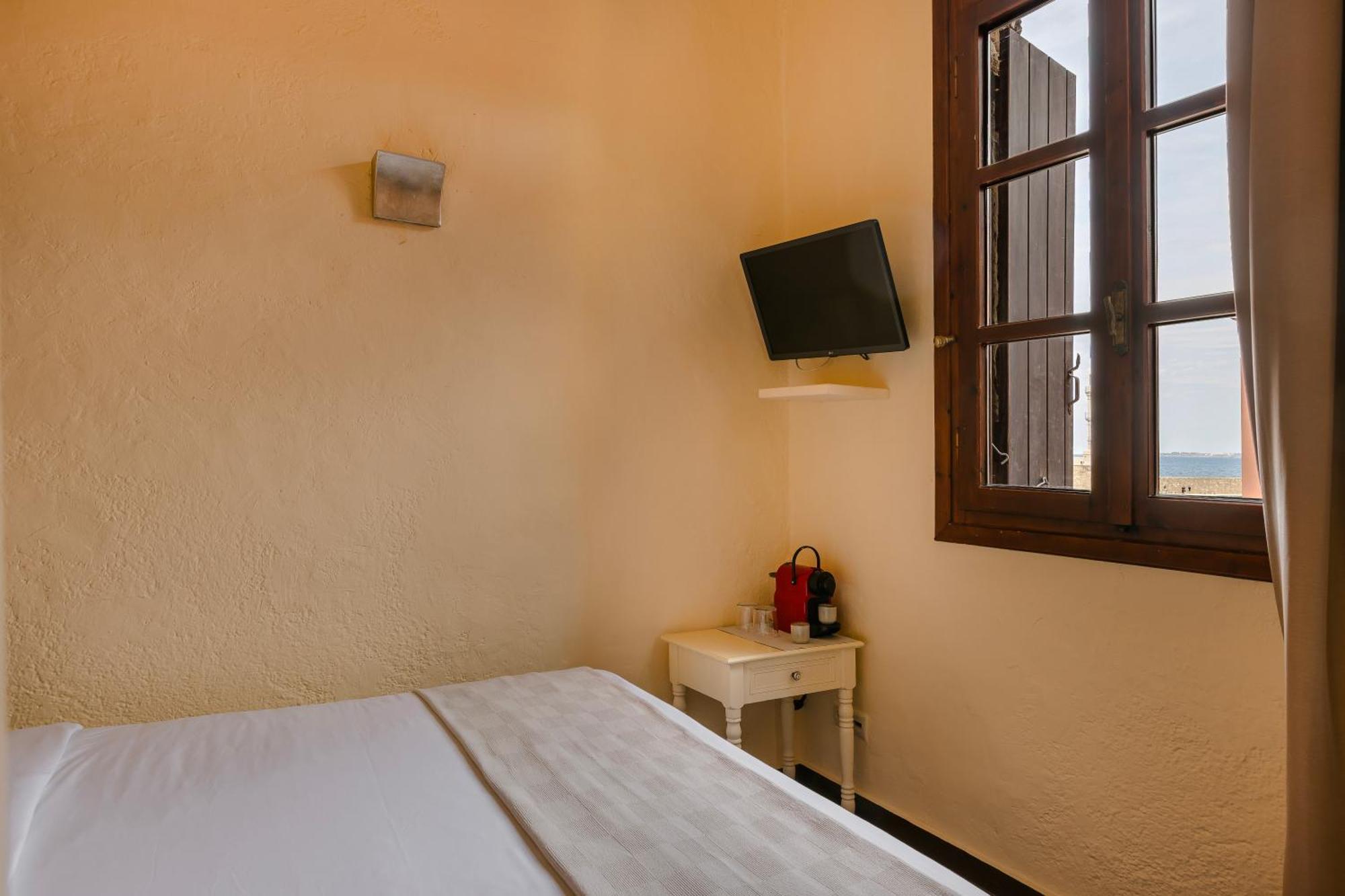 Alcanea Boutique Hotel Chrissi Akti Chania Exterior foto